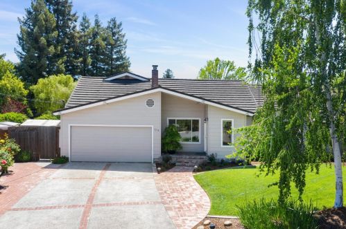 1718 Orr Ct, Los Altos, CA 94024-6128