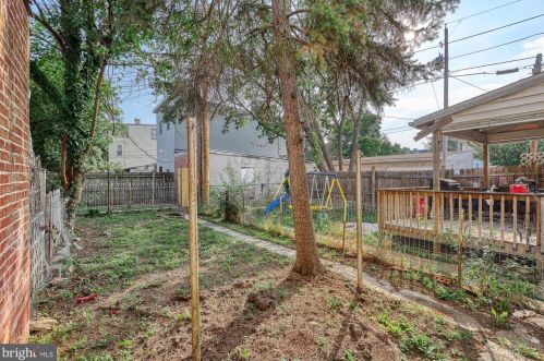 316 Hawthorne St, York PA  17404-3125 exterior