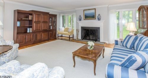 7 Osprey, Hackettstown NJ  07840-2726 exterior