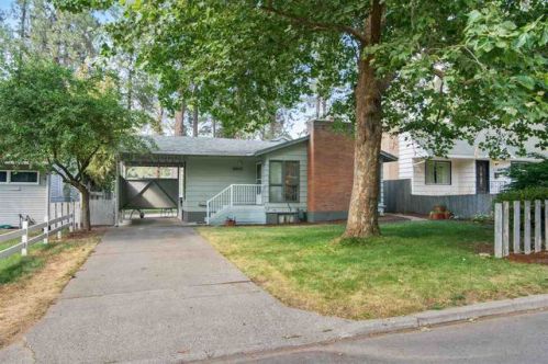 3907 11 Ave, Spokane WA  99202-5322 exterior