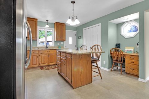 9434 Farmer Dr, Hammond IN  46322-2957 exterior