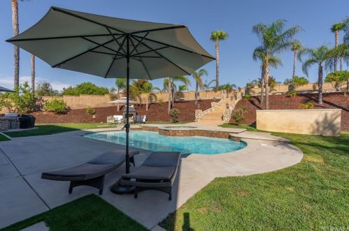17426 Half Moon Ct, Riverside CA  92503-7055 exterior