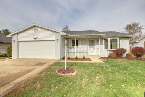 3202 Old Warson Rd, Champaign, IL 61822-7387