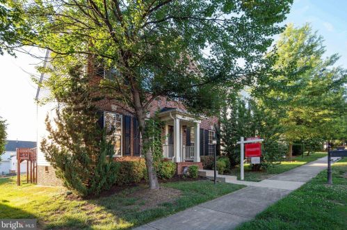 16418 Regatta Ln, Woodbridge, VA 22191-6320