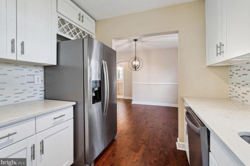 2003 Osborn Dr, Silver Spring MD  20910-1320 exterior