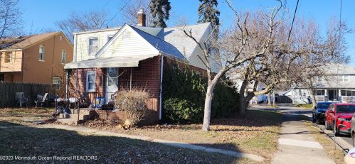 1520 3rd Ave, Tinton Falls, NJ 07712-5760