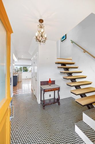 3339 Folsom St, San Francisco, CA 94110-5210