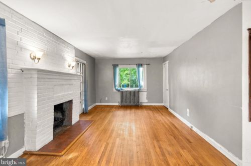 9910 Gardiner Ave, Silver Spring MD 20902-5111 exterior