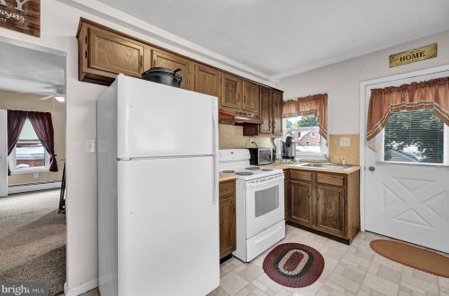 316 Walnut St, Hanover PA 17331-2536 exterior