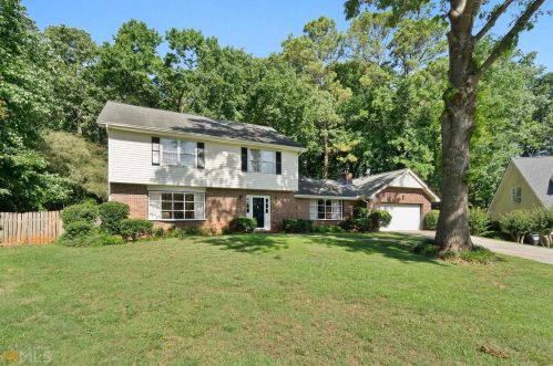 4473 Anne Arundel Ct, Lilburn, GA 30047-3214