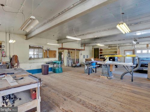 1407 Mount Hope Ave, Primrose PA 17901-1420 exterior