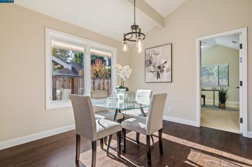 326 Marti Marie Ln, Pacheco, CA 94553-6811