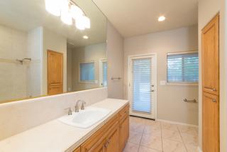 10167 Ponderosa Dr, Fresno, CA 93720-3418