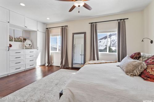 7994 Springshire Dr, Park City UT 84098-5396 exterior