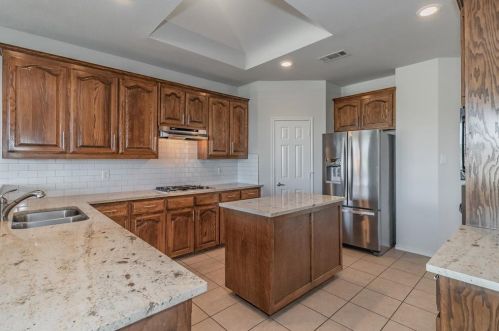 10133 Red Bluff Ln, Fort Worth TX  76177-7351 exterior