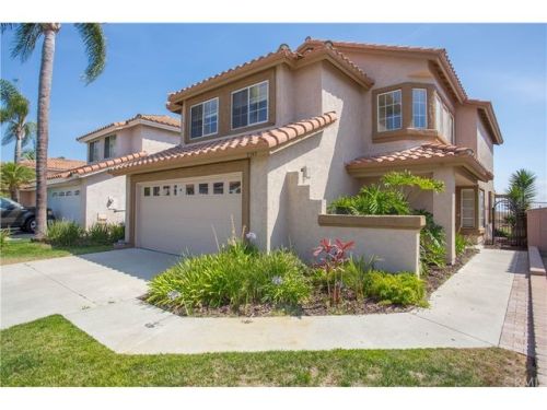 2140 Redwood Crst, Vista CA  92081-7381 exterior