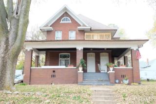 2819 Madison Ave, Peoria IL  61603-2837 exterior