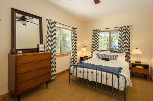 12755 Rainbow Dr, Truckee CA  96161-2645 exterior