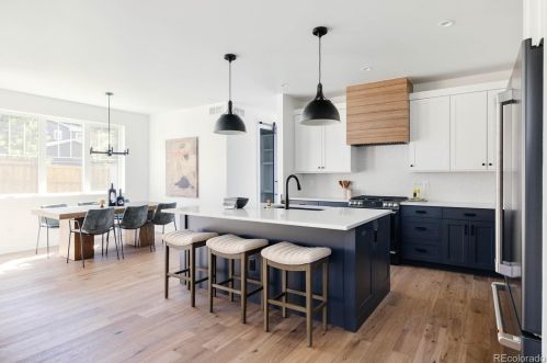 3240 Pearl St, Englewood CO  80113-2712 exterior