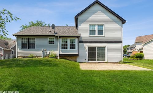 4230 Glengary Ct, Hanover Park, IL 60133-6718