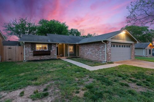 1201 Echo Ln, Austin, TX 78745-5424