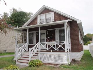 64 Inverness St, Portland, ME 04103-5033