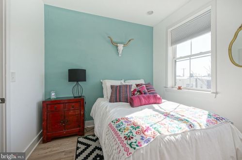 2537 Gordon St, Philadelphia PA 19132-4631 exterior