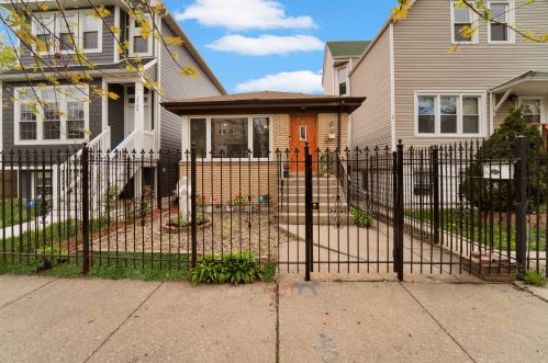 1702 Harding Ave, Chicago, IL 60647-4612