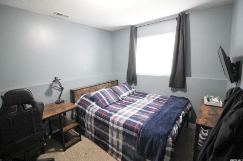 49 200, Smithfield UT 84335-2224 exterior