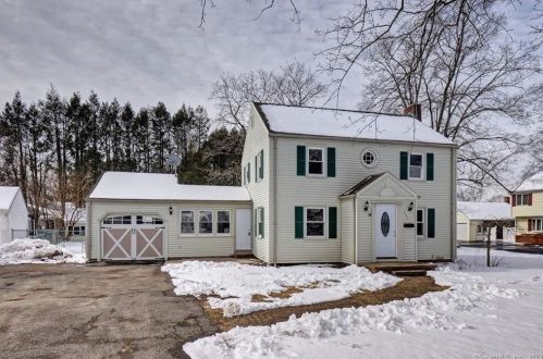 292 Meriden Ave, Southington, CT 06489-3629