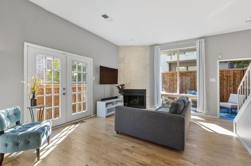 3948 Buena Vista St, Dallas, TX 75204-1669