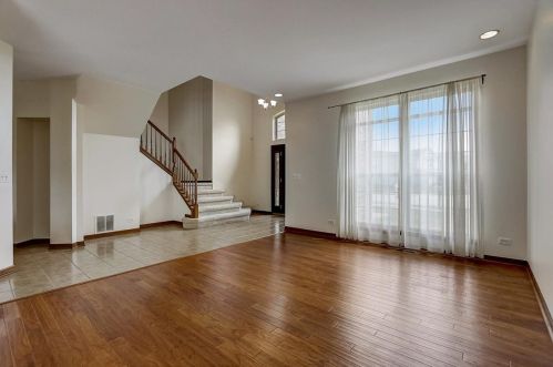 60 Treehouse Rd, Matteson, IL 60443-1262