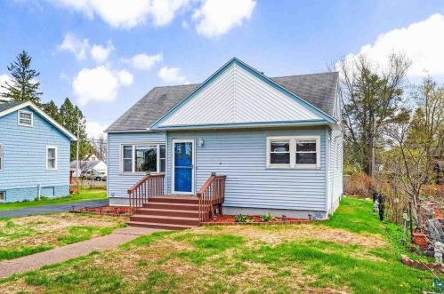 2308 Ensign St, Duluth, MN 55811-3009
