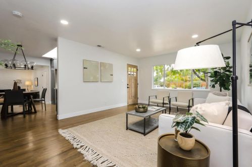 387 Smithwood St, Milpitas CA  95035-4126 exterior