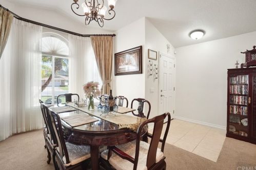 260 Brookside Ct, Anaheim CA  92808-1204 exterior