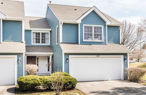 137 Penwick Ct, Hanover Park, IL 60108-1568