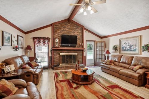 30 Country Rds Dr, Stockbridge GA  30281-1342 exterior