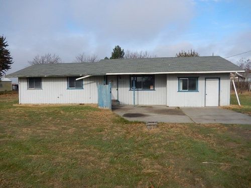 144 Center St, Touchet, WA 99360-9519