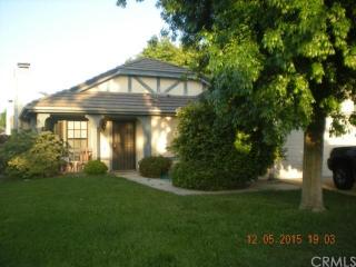 810 Pinehurst Dr, Hemet, CA 92545-4728