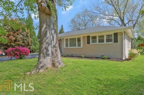 494 Hutchens Rd, Atlanta GA  30354-2406 exterior