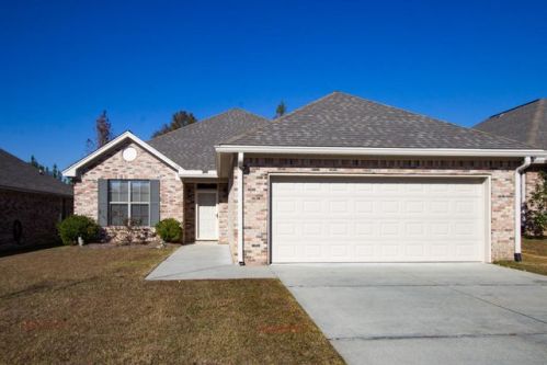153 Cottage Dr, Hattiesburg, MS 39402-7798