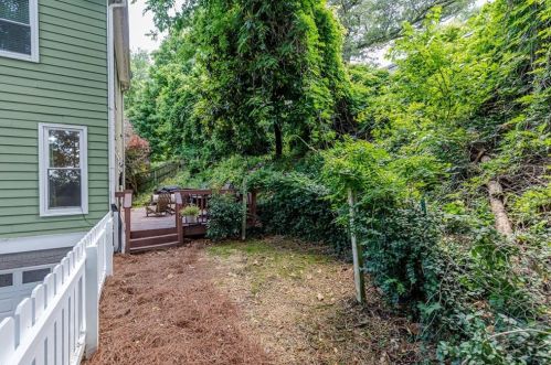 1900 Harper Rd, Atlanta GA  30318-3023 exterior
