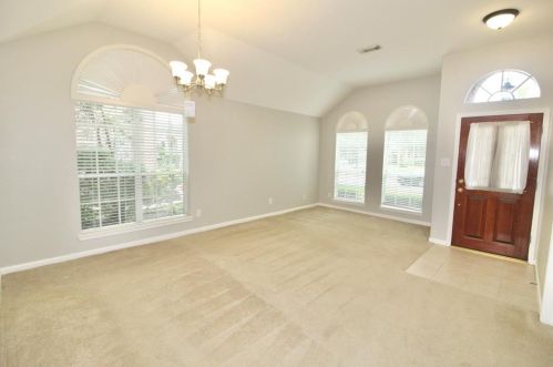 915 Rock Springs Dr, Richmond TX  77469-6179 exterior