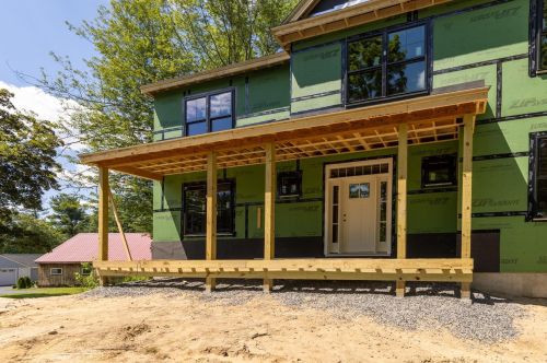 1 Boatclub Dr, Stratham, NH 03885-2356