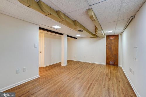 7401 16 Ave, Silver Spring MD 20912-7041 exterior