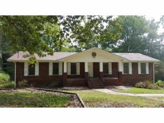 6136 Oakridge Dr, Morrow, GA 30260-1634