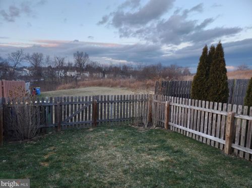 198 Ridge View Ln, Hanover PA 17331-7466 exterior