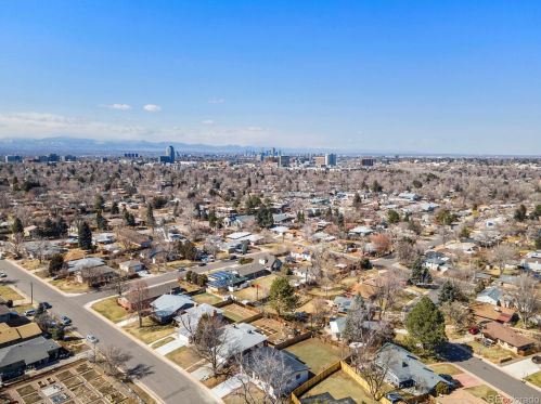 5745 Mexico Ave, Denver CO  80224-2142 exterior