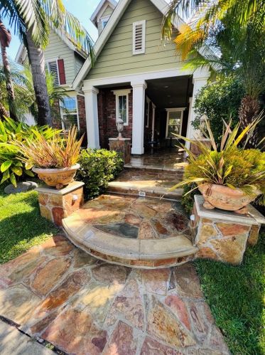 3455 Crawford Gln, Santa Ana, CA 92704-7163