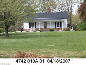 6860 Doral Dr, Tobaccoville, NC 27050-9561